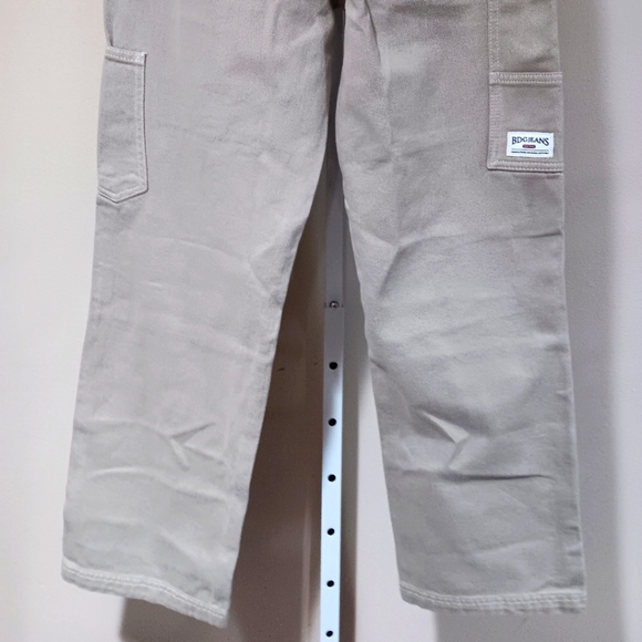 BDG Women's (Size 26) Sand Color Utility Skate Pants (NWT) - Picture 3 of 12